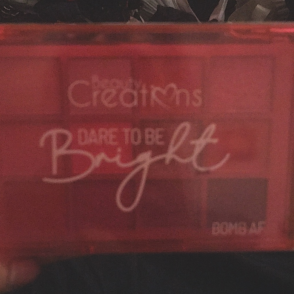 Beauty creations Dare to Be Bright Eyeshadow Palette